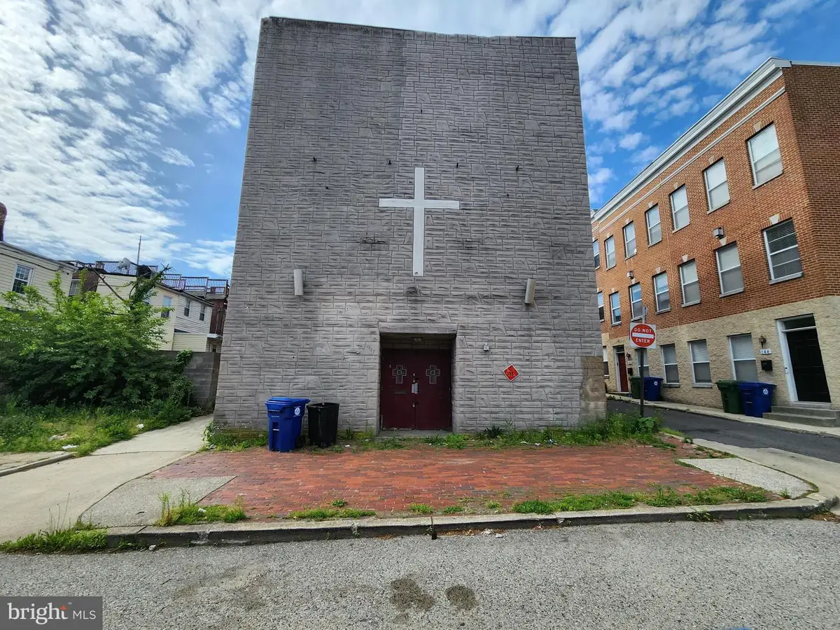2117 E Fayette St, Baltimore, MD 21231 - #1
