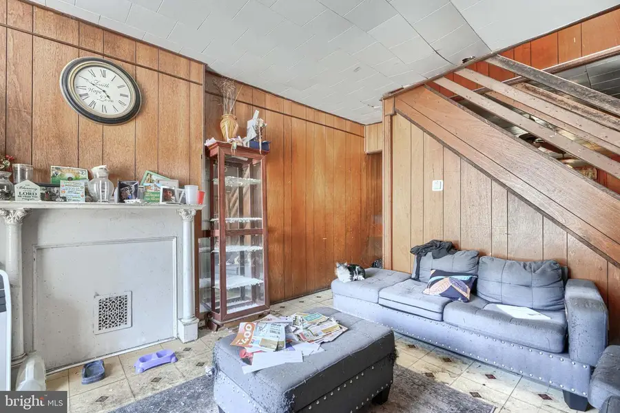 2549 Mchenry St, Baltimore, MD 21223 - #3