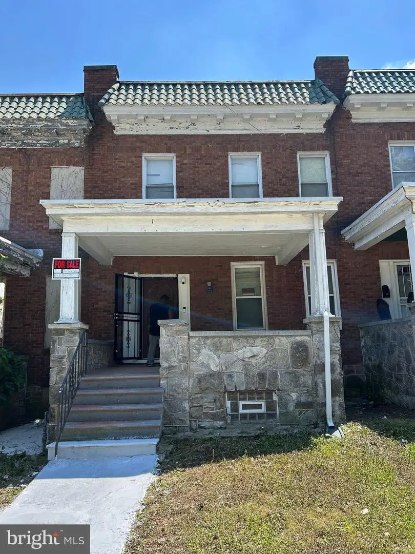 2811 W Lafayette Ave, Baltimore, MD 21216 - #1
