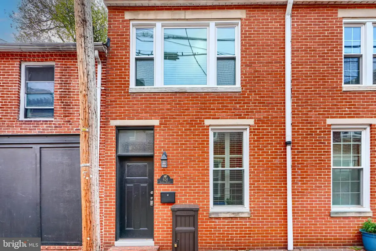 624 Jasper St, Baltimore, MD 21201 - #1