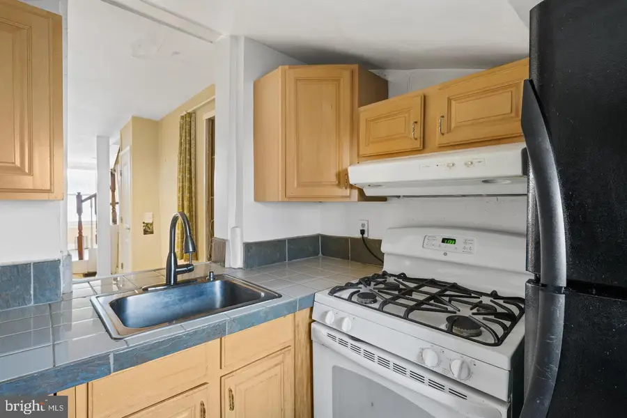 932 W Pratt St W, Baltimore, MD 21223 - #3