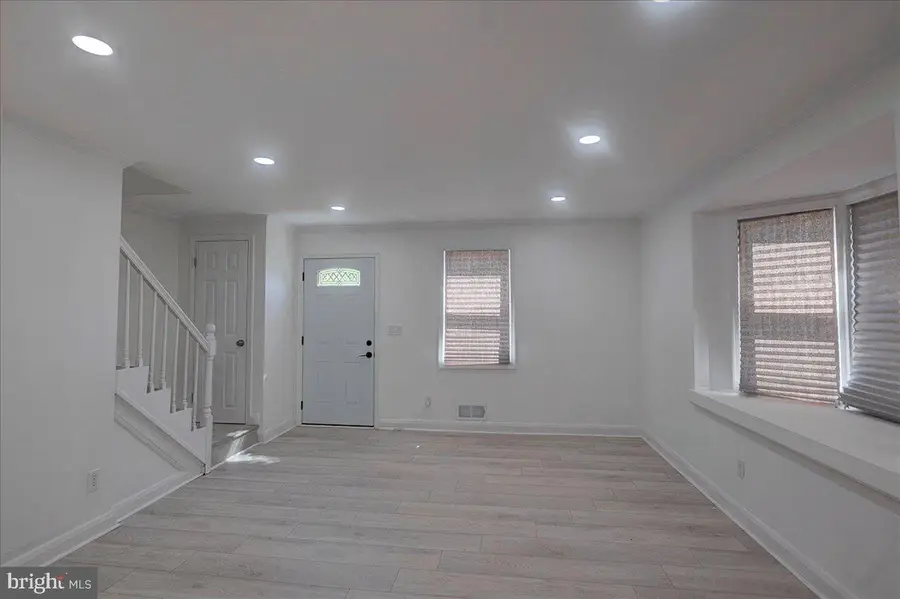 303 Charter Oak Ave, Baltimore, MD 21212 - #2
