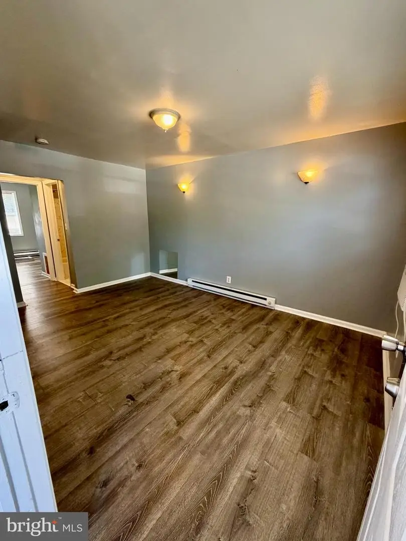 807 Stoll St, Baltimore, MD 21225 - #3