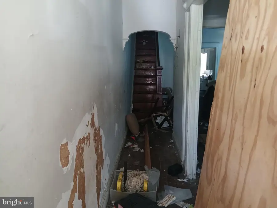 1901 Dukeland St, Baltimore, MD 21216 - #2