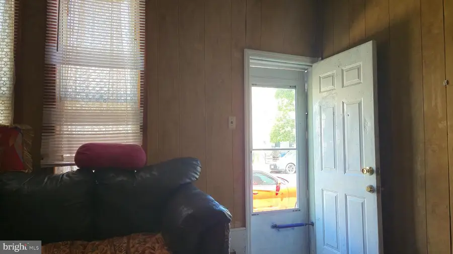 1263 James St, Baltimore, MD 21223 - #3