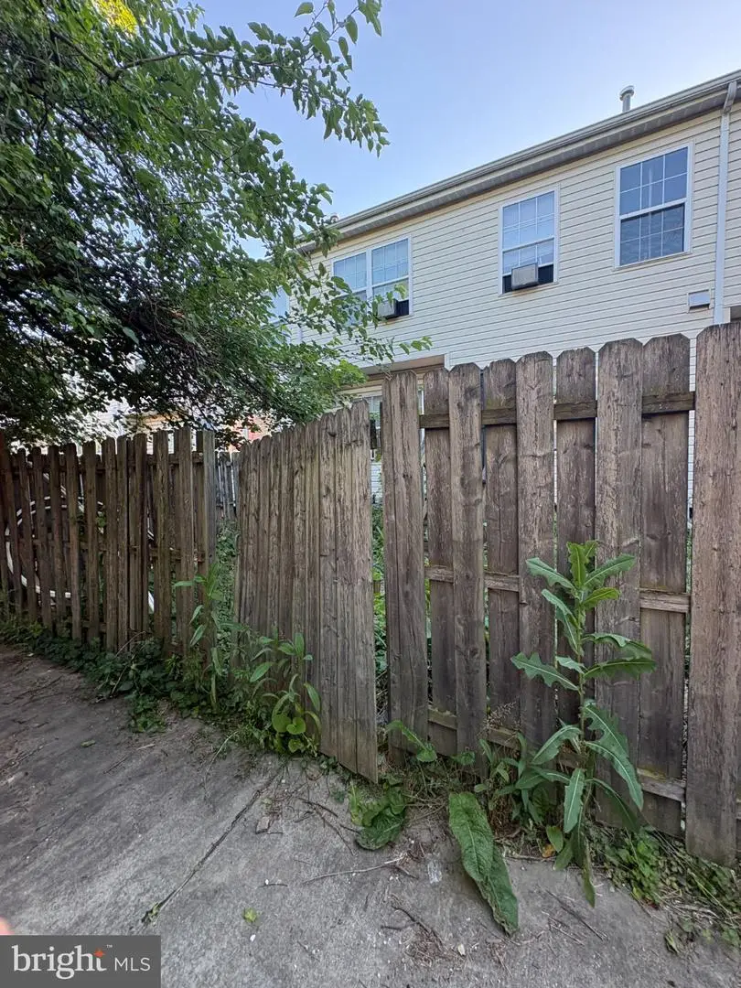 1109 N Stockton St, Baltimore, MD 21217 - #2
