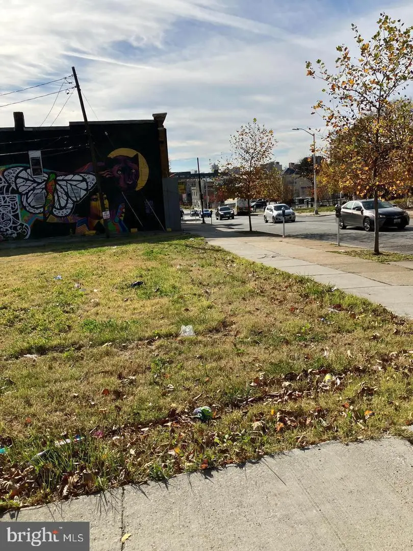 501 E 20th St, Baltimore, MD 21218 - #1