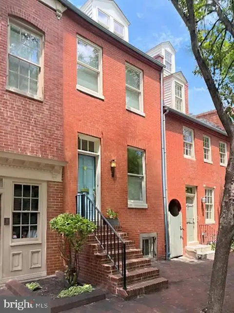112 W Lee St, Baltimore, MD 21201 - #1