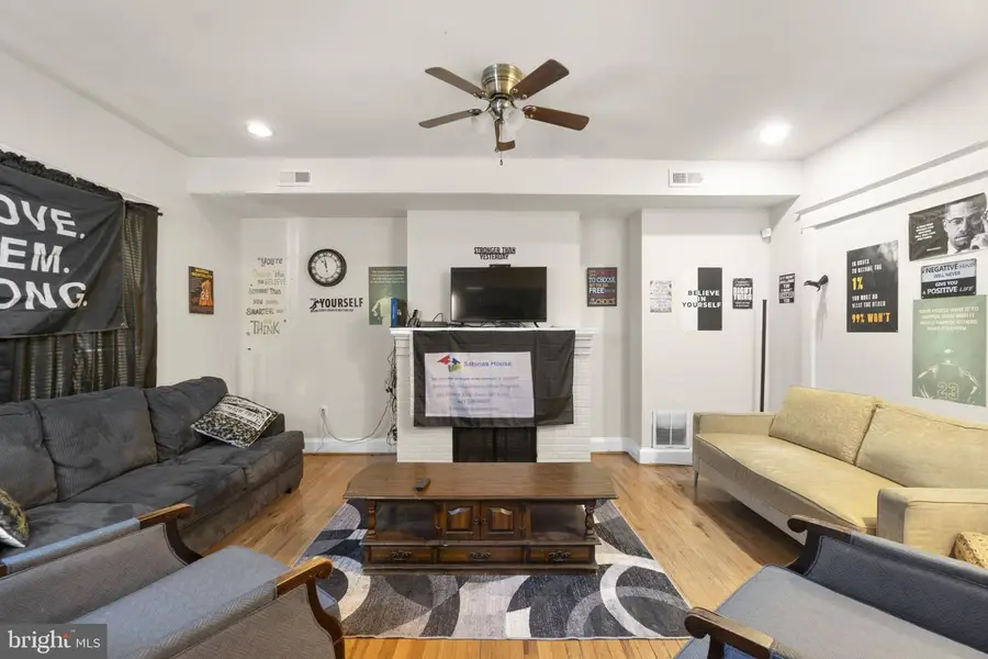 Address Withheld By Seller, Baltimore, MD 21229 - #3