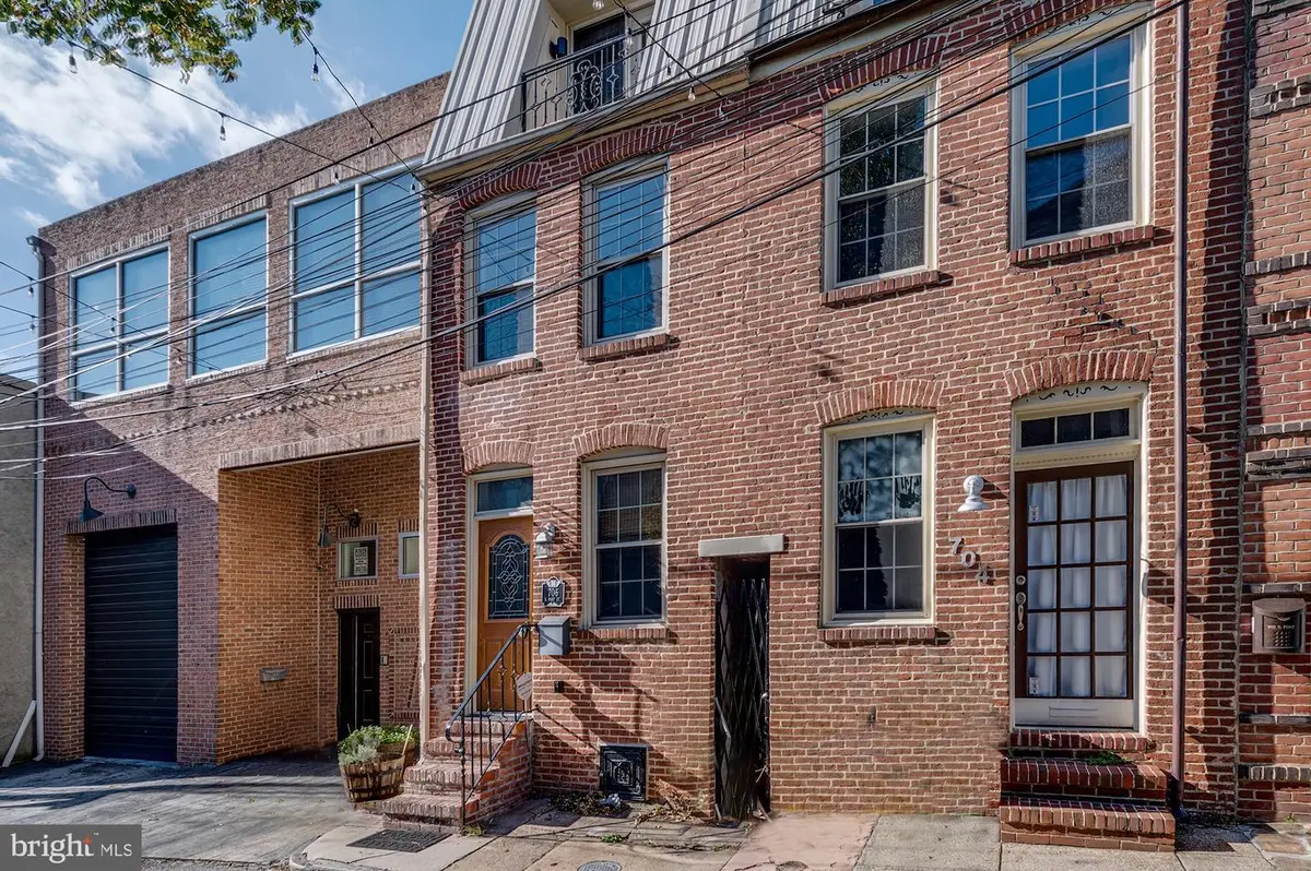 706 S Port St, Baltimore, MD 21224 - #1