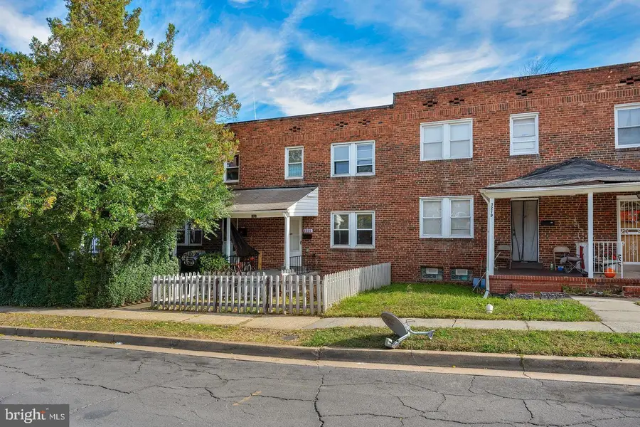 1221 Ashburton St, Baltimore, MD 21216 - #3