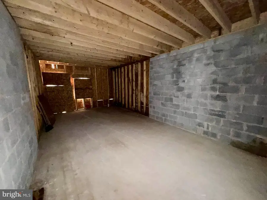 1121 W Lombard St, Baltimore, MD 21223 - #3