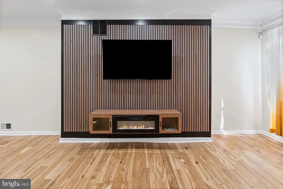 1027 N Broadway, Baltimore, MD 21205 - #3