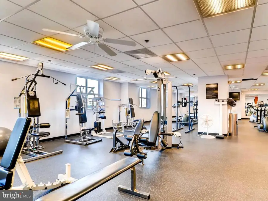 250 President St #306, Baltimore, MD 21202 - #3
