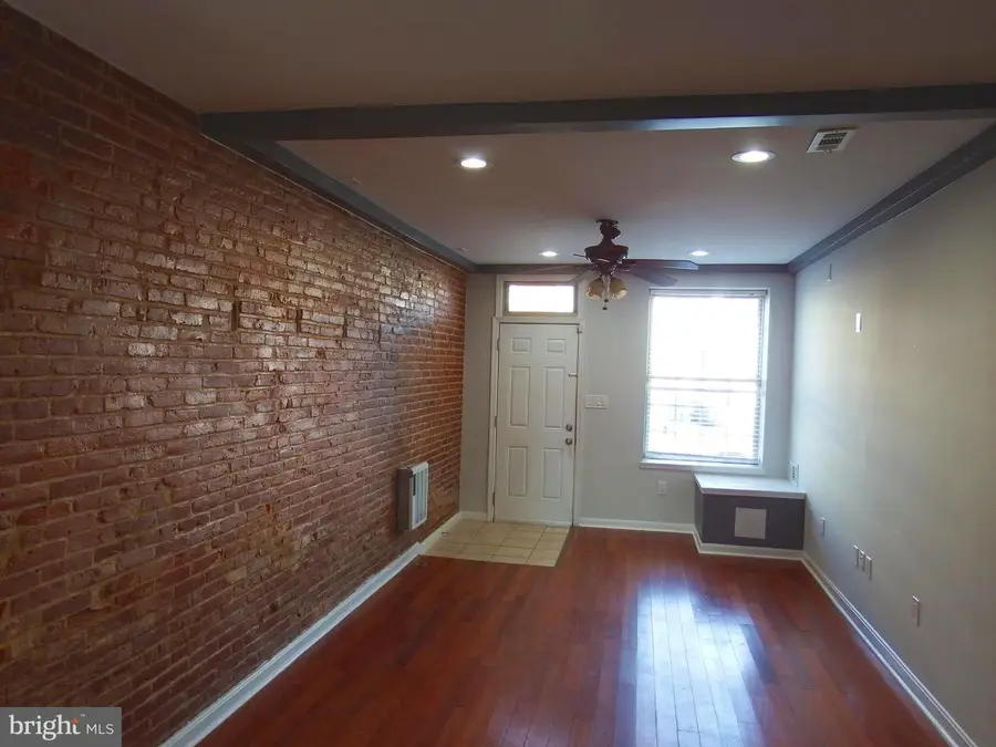 924 S Robinson St, Baltimore, MD 21224 - #3