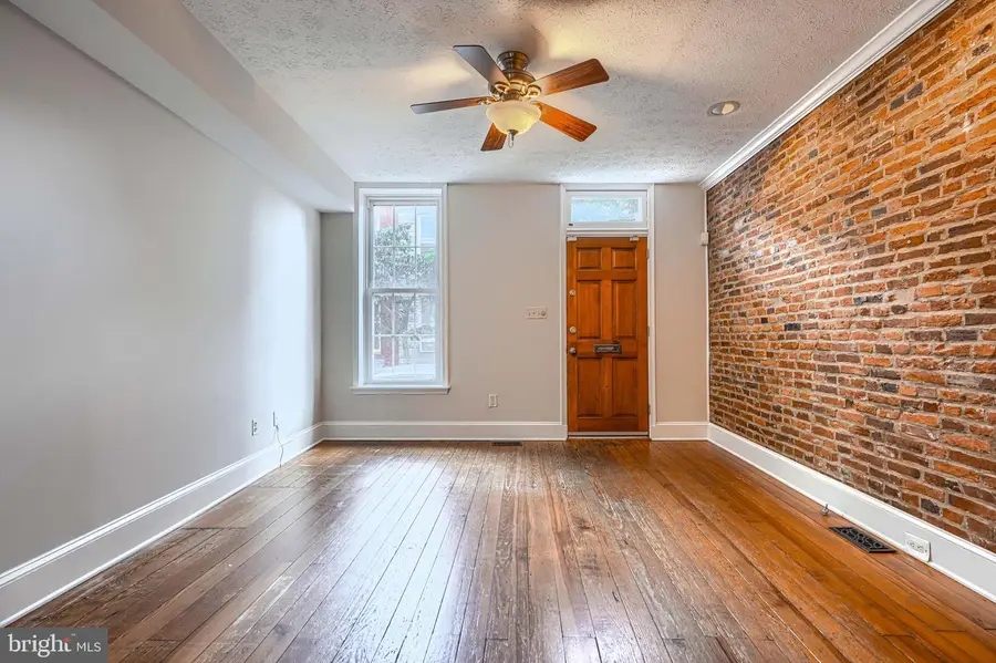 12 Poultney St, Baltimore, MD 21230 - #3