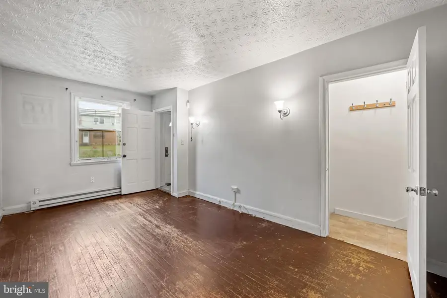 4140 6th St, Baltimore, MD 21225 - #2