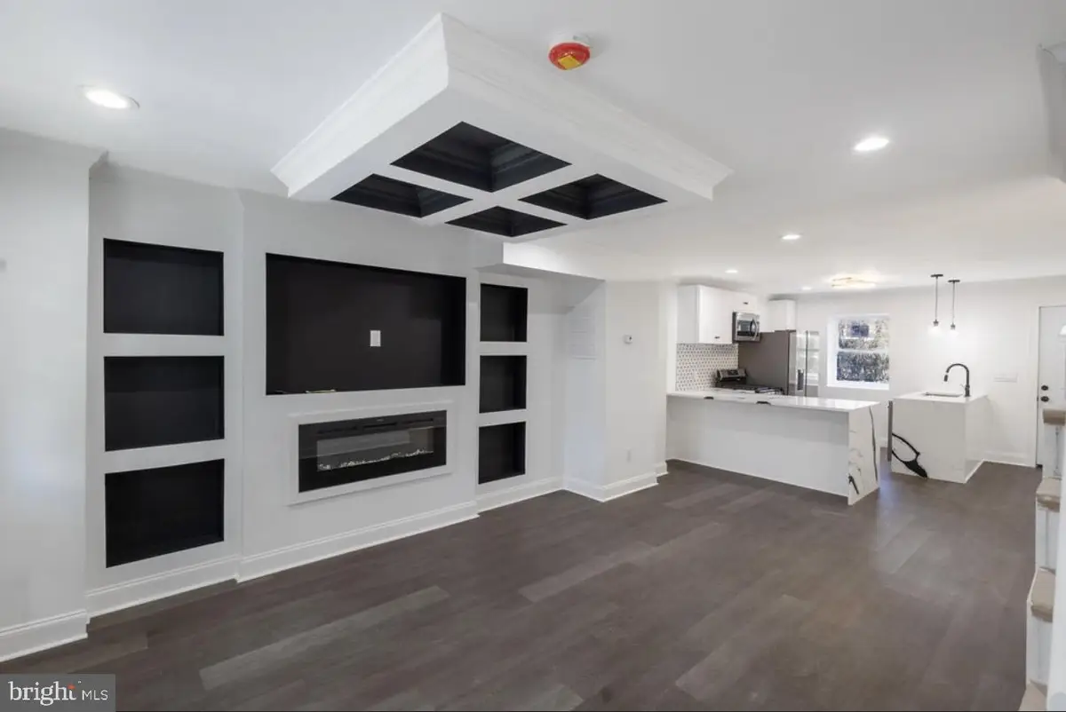 3905 8th St, Baltimore, MD 21225 - #1