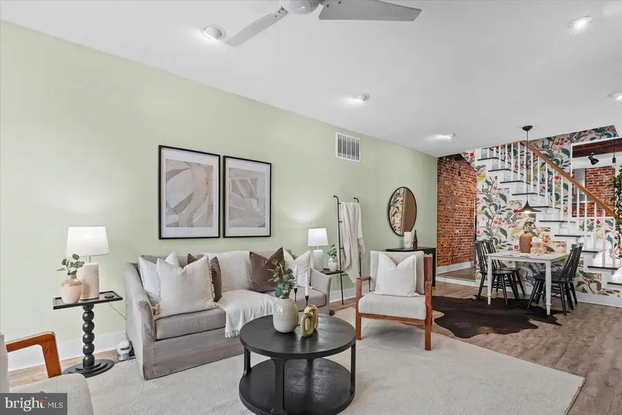 211 Penn St, Baltimore, MD 21230 - #2