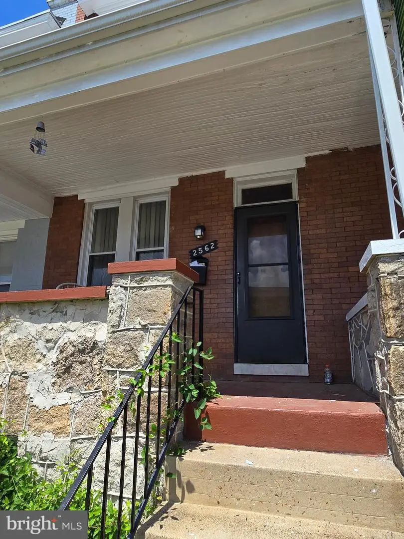 2562 Robb St, Baltimore, MD 21218 - #3