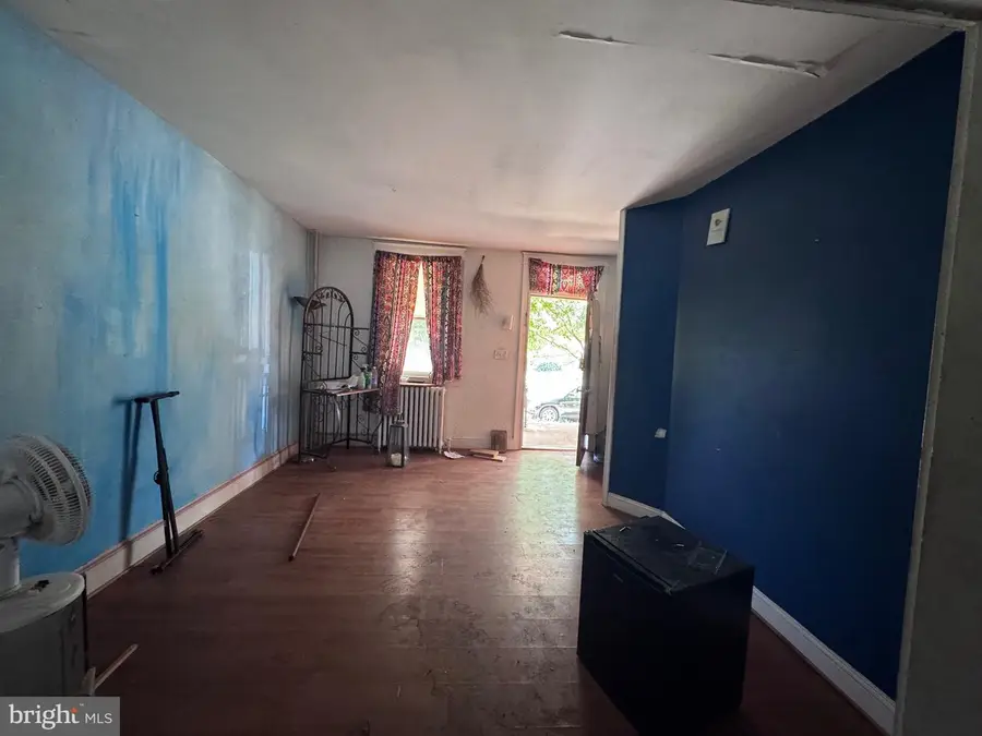 802 Unetta Ave, Baltimore, MD 21229 - #3