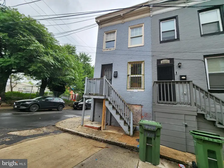 845 Reinhart St, Baltimore, MD 21230 - #3