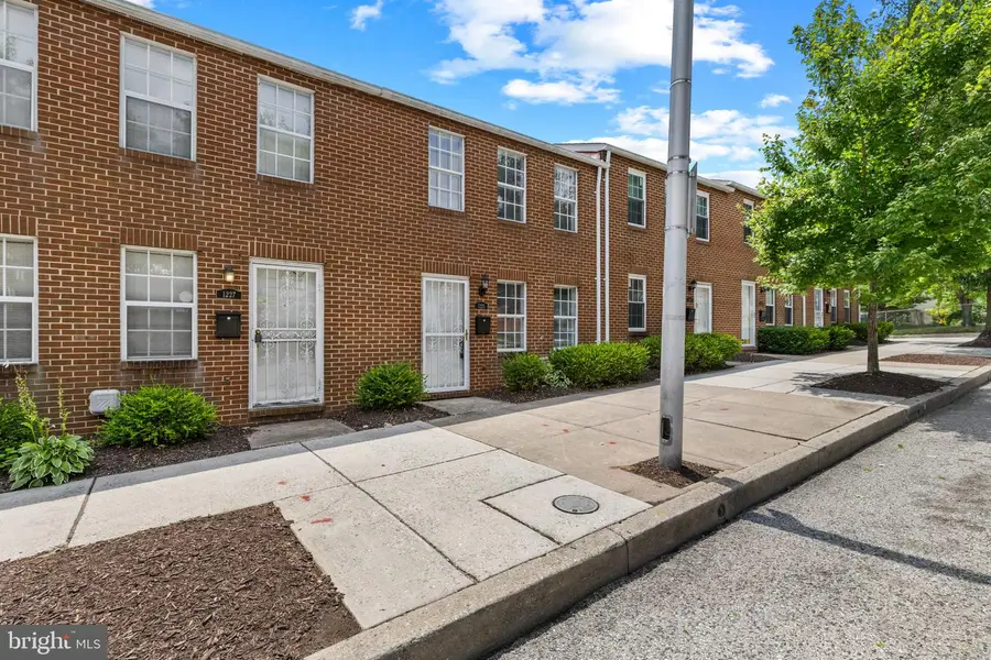 1225 E Chase St, Baltimore, MD 21202 - #2