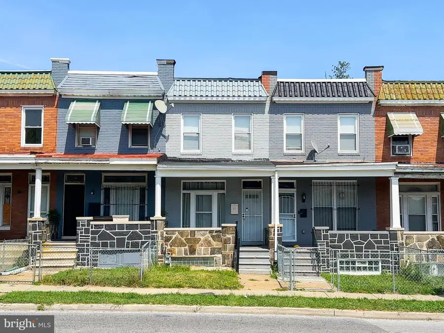 11 Hilton St, Baltimore, MD 21229 - #2