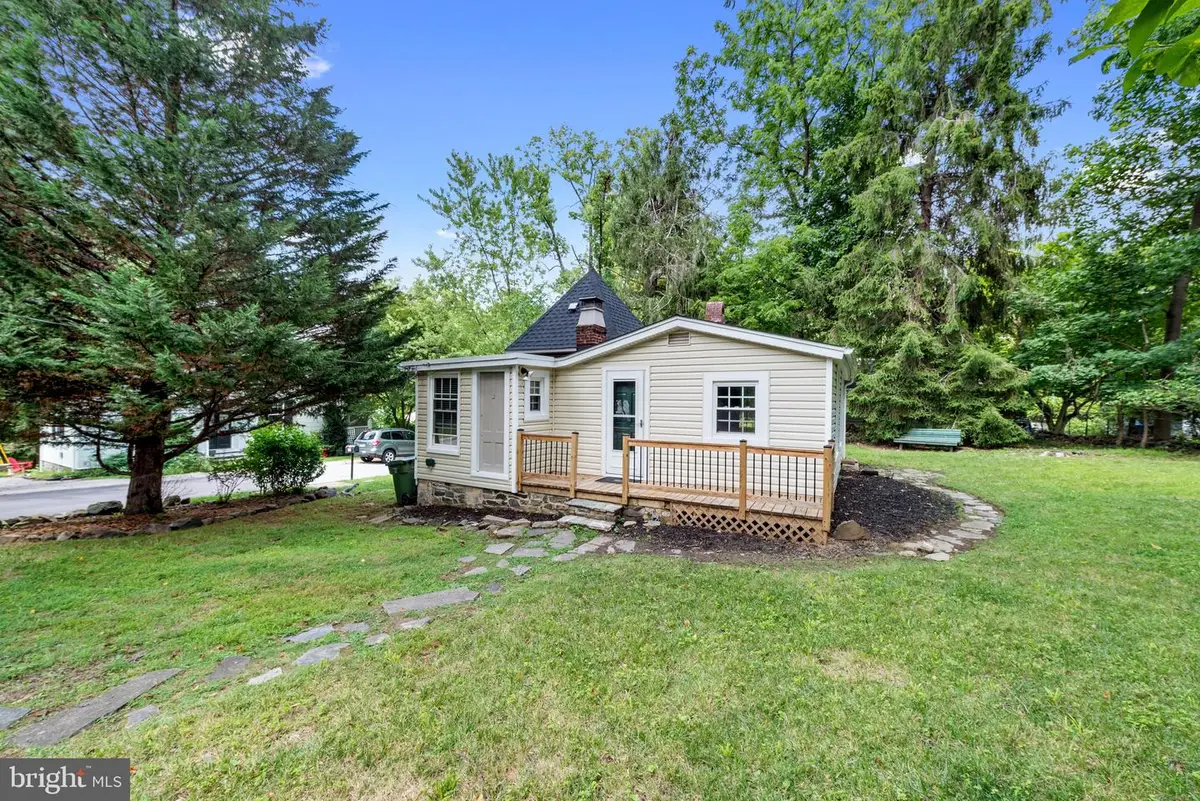 6204 Gernand Rd, Baltimore, MD 21209 - #1
