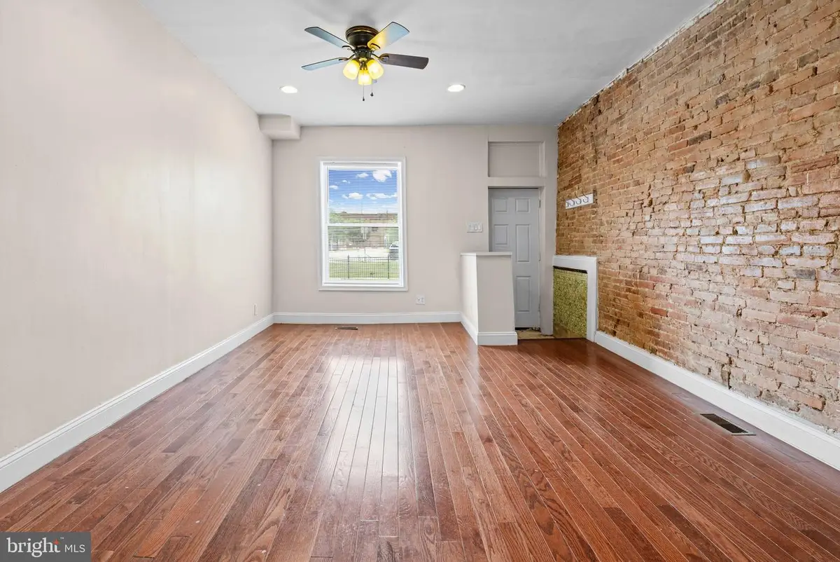 2127 W Mulberry St, Baltimore, MD 21223 - #1