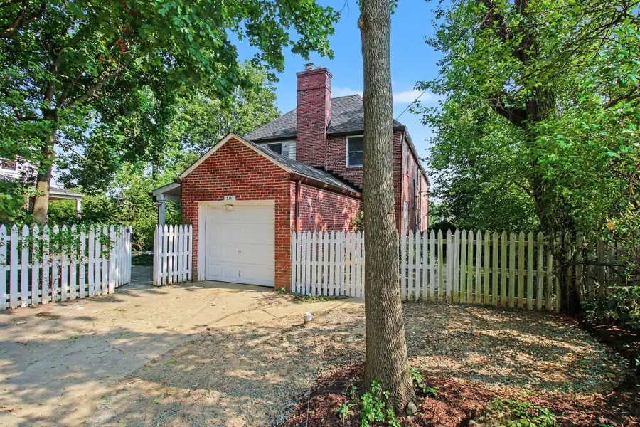 308 Eastway Ct, Baltimore, MD 21212 - #2