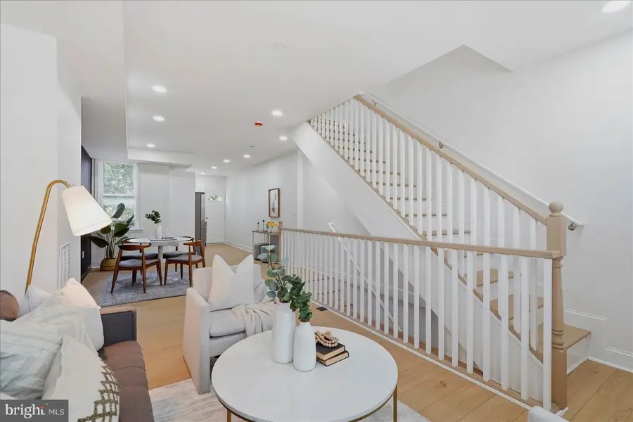 1527 E 29th St, Baltimore, MD 21218 - #3