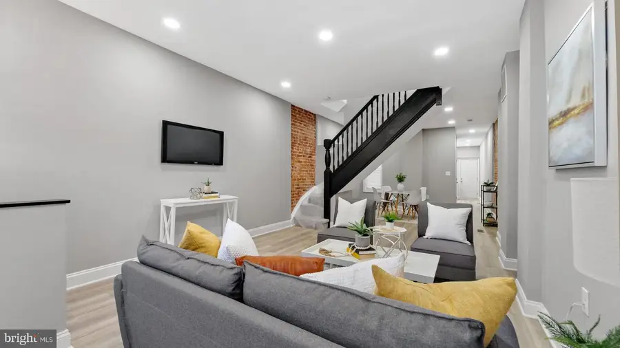 1230 N Gilmor St, Baltimore, MD 21217 - #2