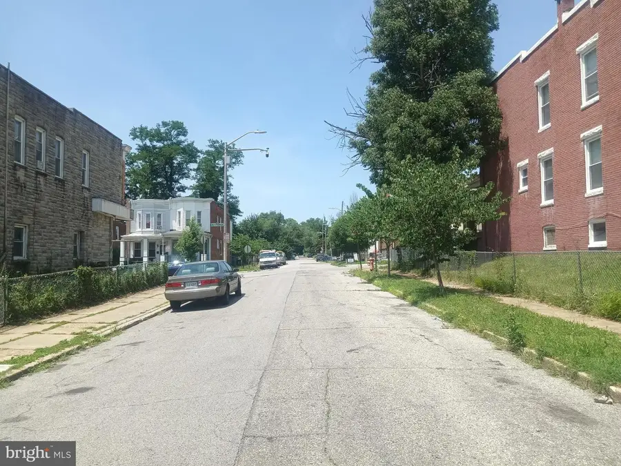 3039 Grayson St, Baltimore, MD 21216 - #3