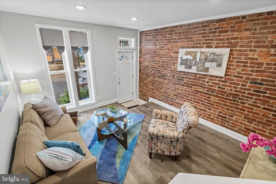 2633 Boone St, Baltimore, MD 21218 - #3