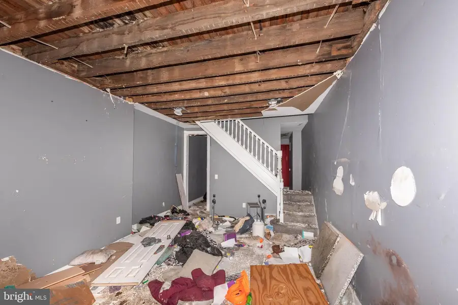 1909 E Oliver St, Baltimore, MD 21213 - #2
