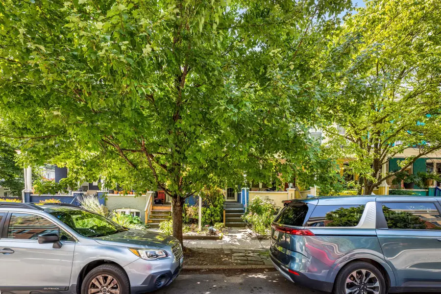 805 W 38th St W, Baltimore, MD 21211 - #2
