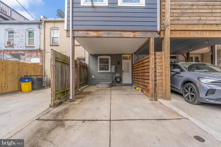 413 S Robinson St, Baltimore, MD 21224 - #3