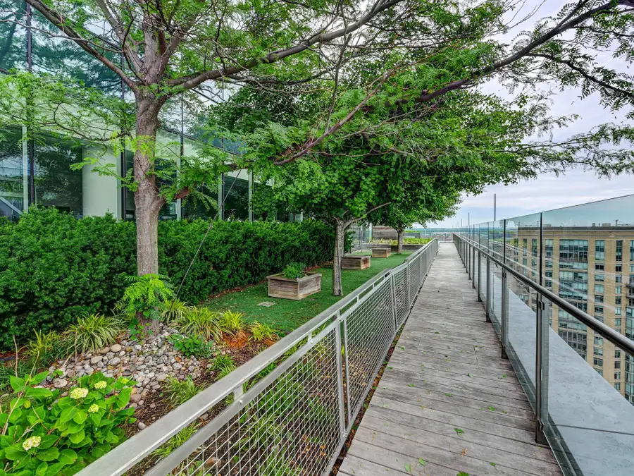 300 International Dr #2303, Baltimore, MD 21202 - #2