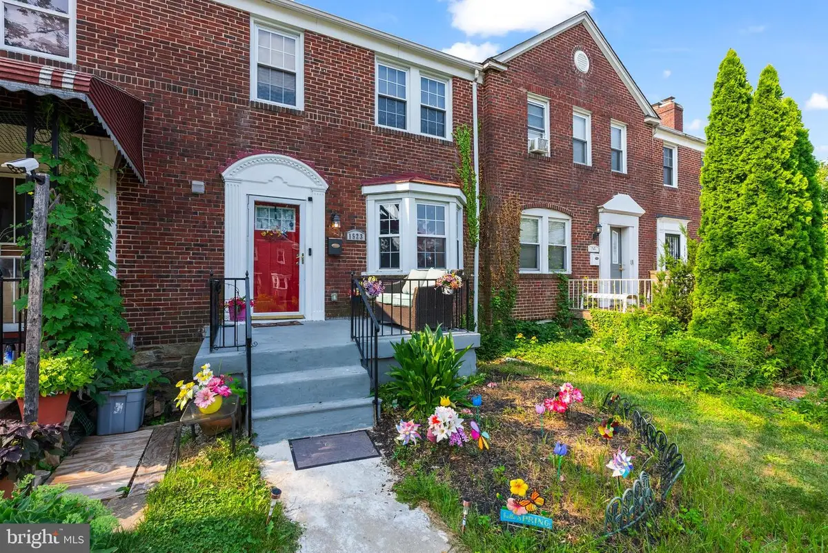 1523 Lochwood Rd, Baltimore, MD 21218 - #1