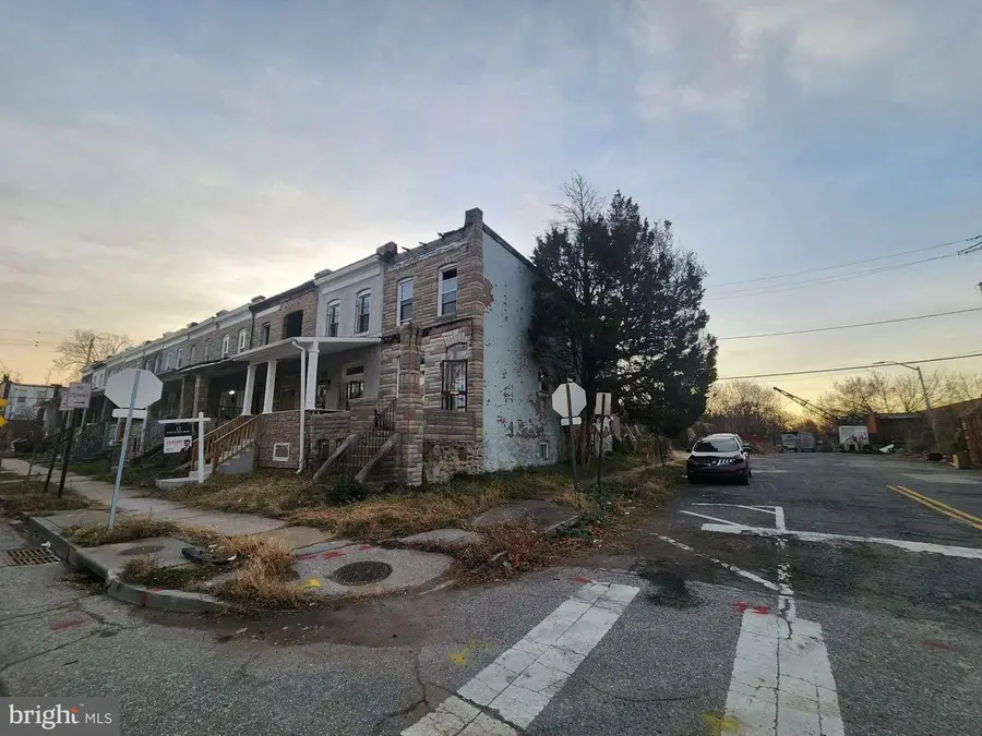 2421 Baker St, Baltimore, MD 21216 - #3