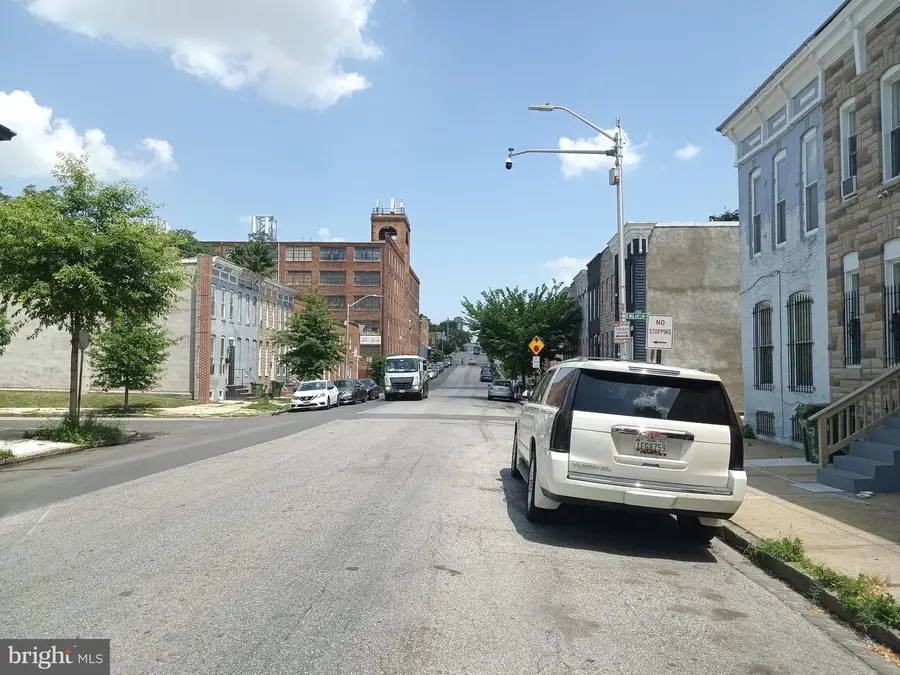 318 Pulaski St, Baltimore, MD 21223 - #3