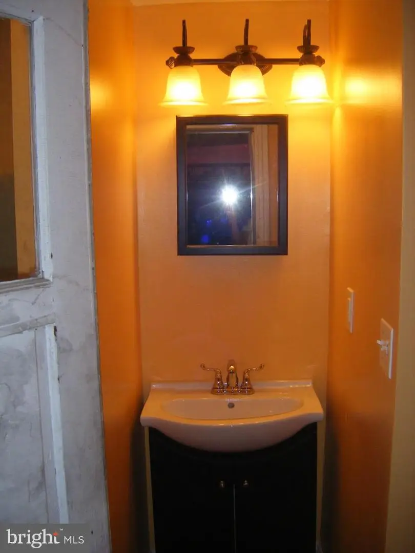 2316 E Fairmount Ave, Baltimore, MD 21224 - #3