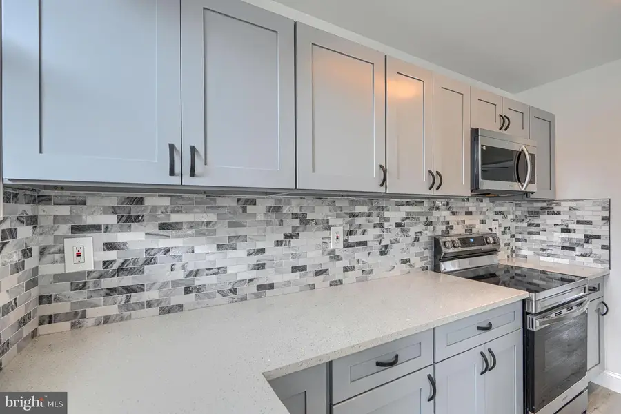 810 Mount Holly St, Baltimore, MD 21229 - #3