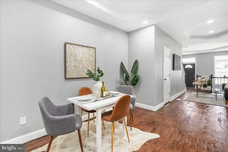 922 N Caroline St, Baltimore, MD 21205 - #3