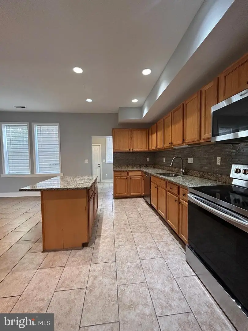 530 Rose Hill Ter, Baltimore, MD 21218 - #3