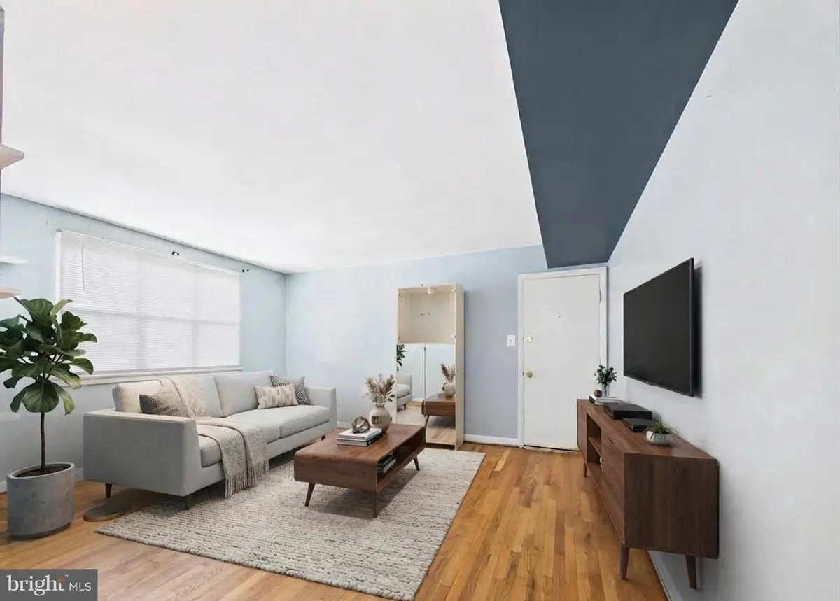 4414 Falls Bridge Dr #d, Baltimore, MD 21211 - #1