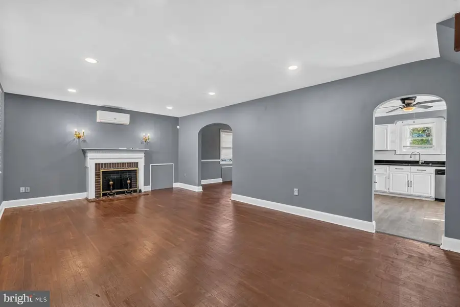 3322 Moravia Rd, Baltimore, MD 21214 - #3