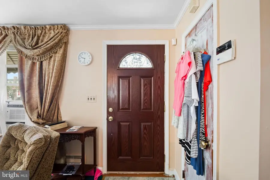 4524 Shamrock Ave, Baltimore, MD 21206 - #2