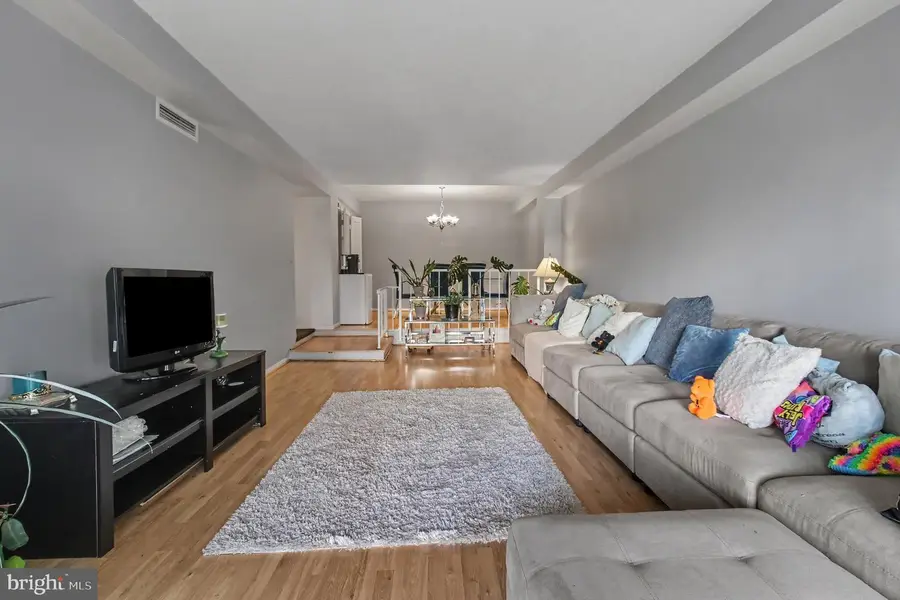 6606 Park Heights Ave #507, Baltimore, MD 21215 - #3